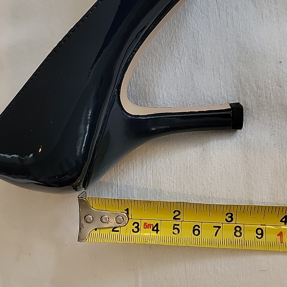 AK Anne Klein 3" heels, PU upper dsrk navy, patent style - Picture 6 of 9